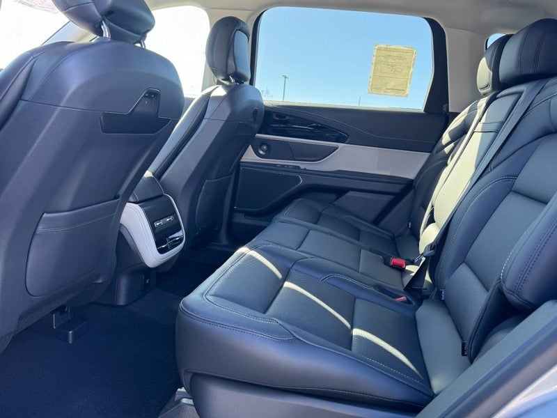 2025 Lincoln Nautilus Premiere AWD