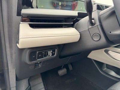 2025 Lincoln Nautilus Reserve AWD