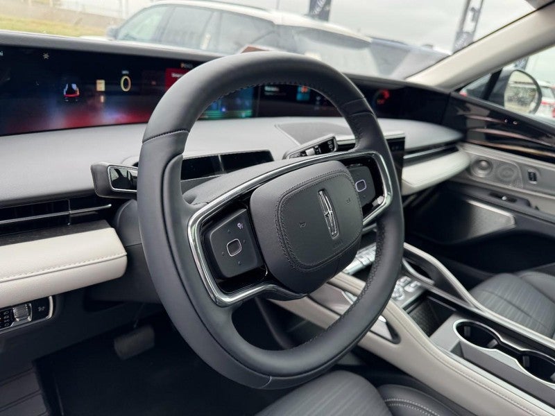 2025 Lincoln Nautilus Reserve AWD