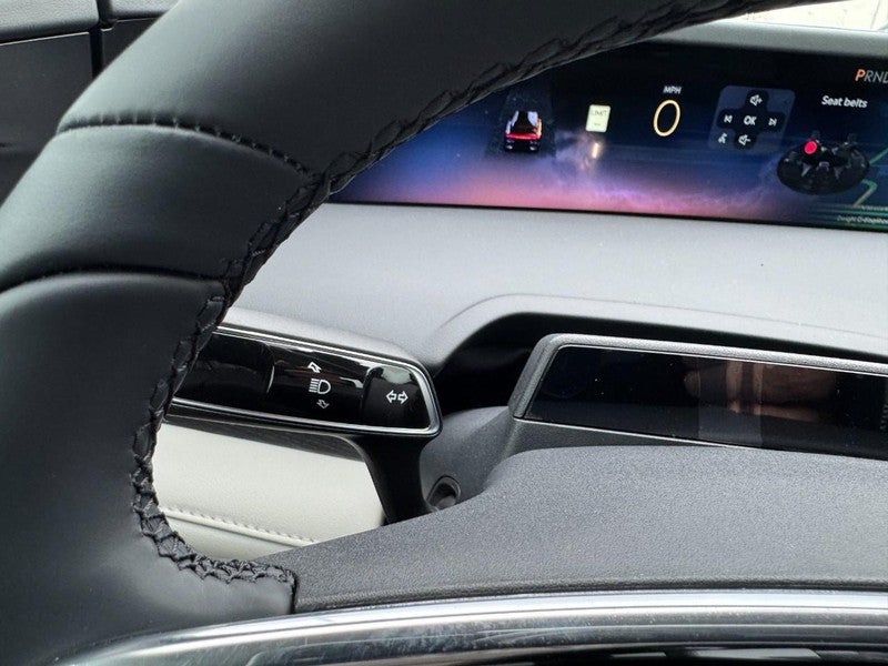 2025 Lincoln Nautilus Reserve AWD