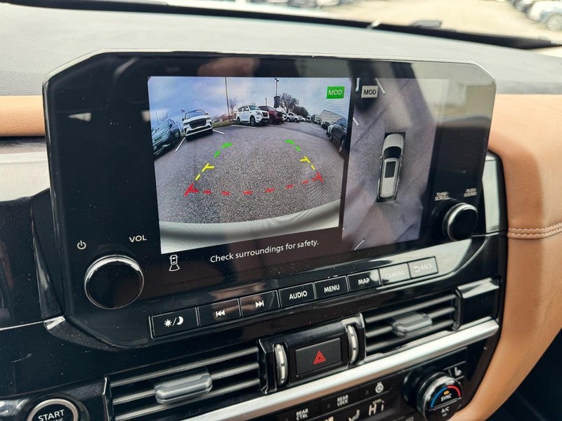 2024 Nissan Pathfinder Platinum 4WD