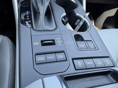 2022 Toyota Highlander XLE AWD (Natl)