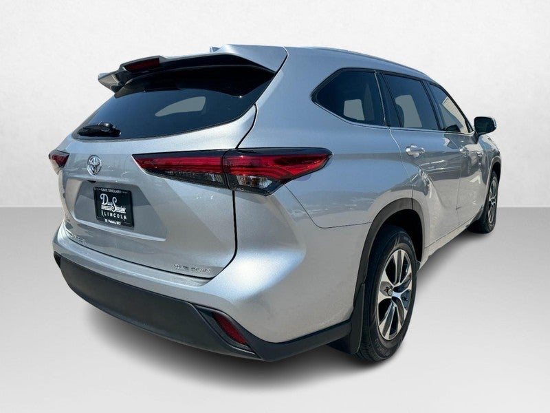 2022 Toyota Highlander XLE AWD (Natl)