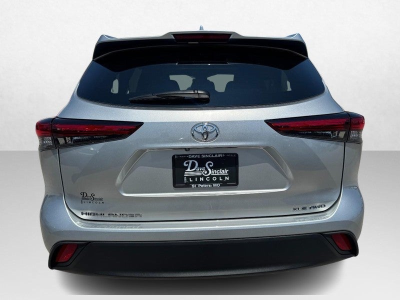 2022 Toyota Highlander XLE AWD (Natl)