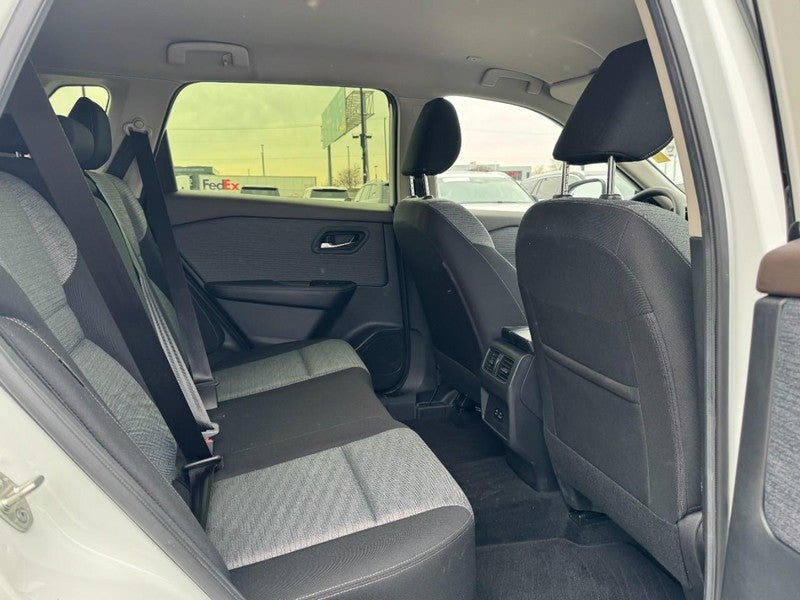 2023 Nissan Rogue FWD SV