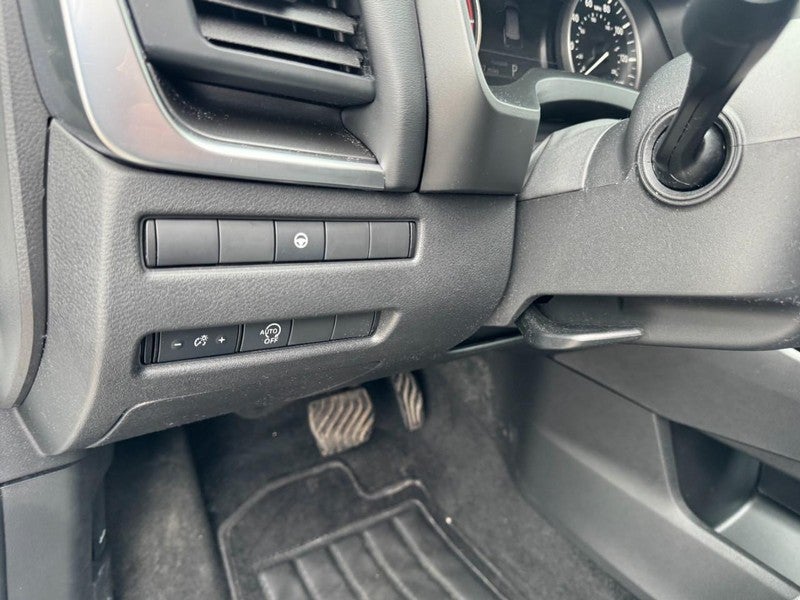 2023 Nissan Rogue FWD SV