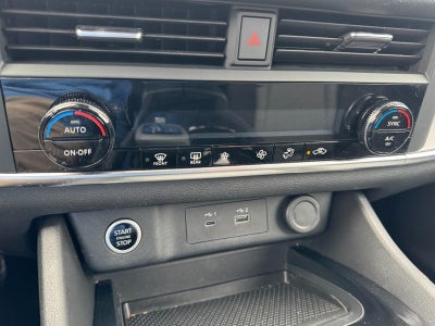 2023 Nissan Rogue FWD SV