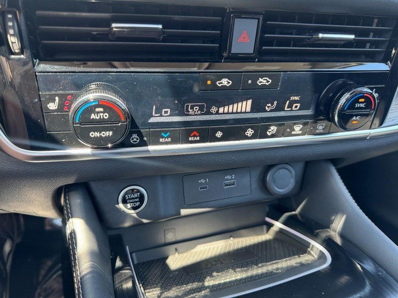 2023 Nissan Rogue AWD Platinum