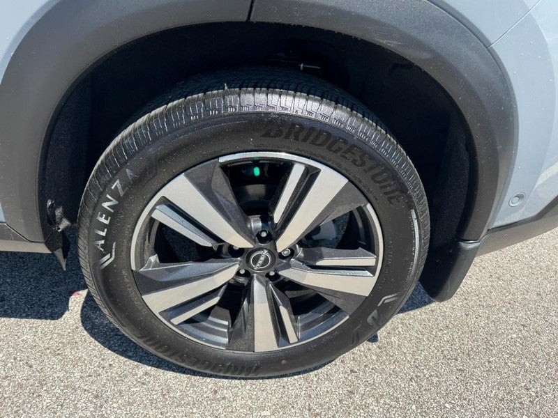 2023 Nissan Rogue AWD Platinum