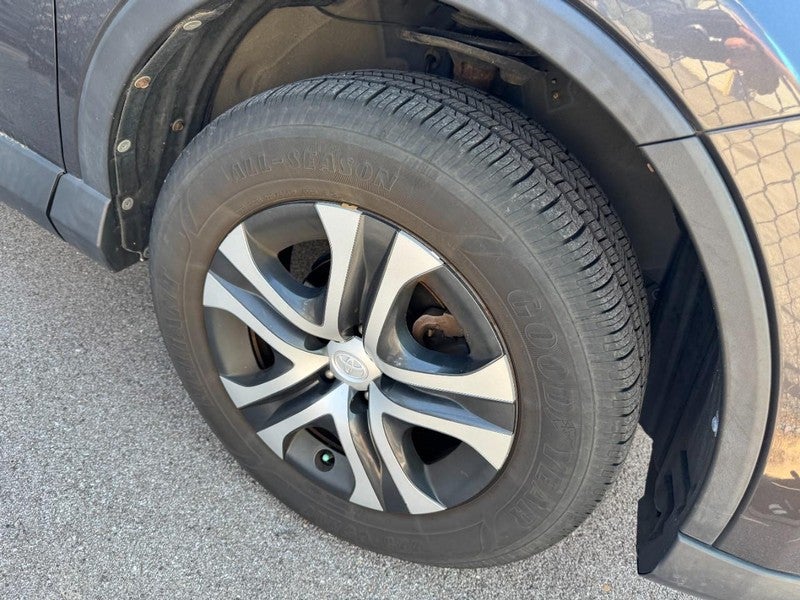 2018 Toyota RAV4 LE AWD (Natl)