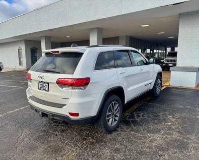 2020 Jeep Grand Cherokee Laredo