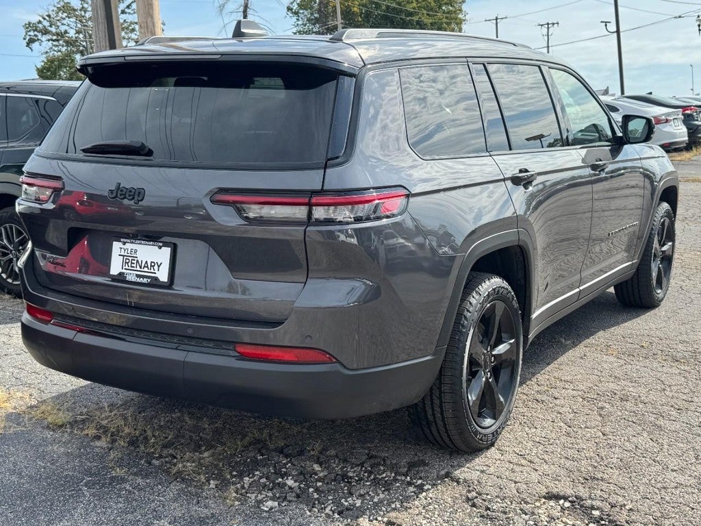 2023 Jeep Grand Cherokee L Altitude 4x4
