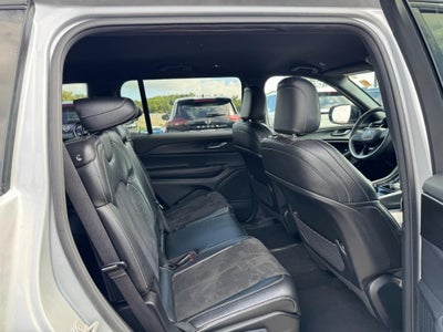 2023 Jeep Grand Cherokee L Altitude 4x4