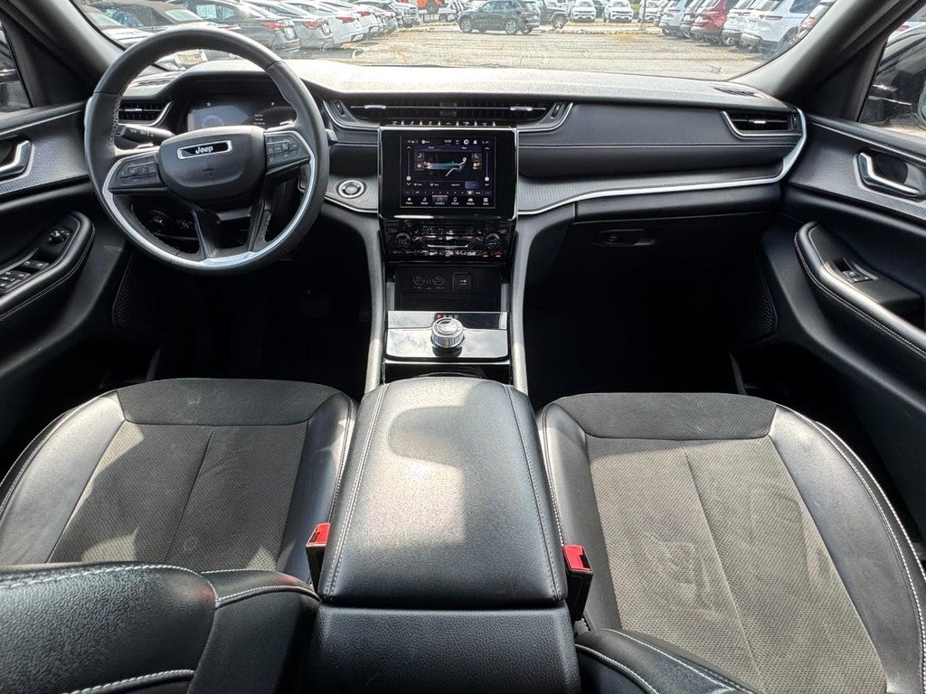 2023 Jeep Grand Cherokee L Altitude 4x4