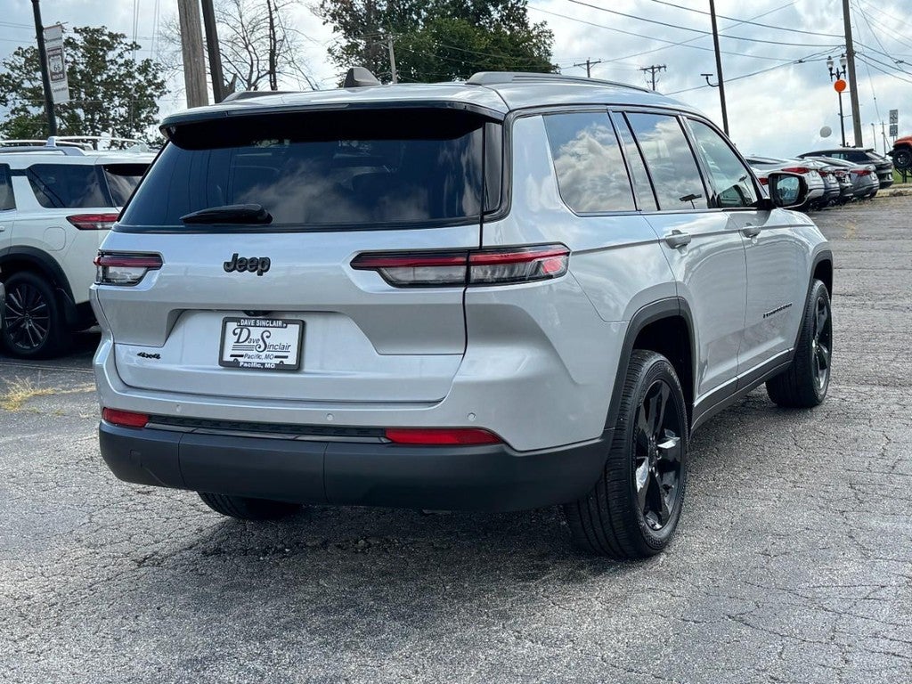 2023 Jeep Grand Cherokee L Altitude 4x4