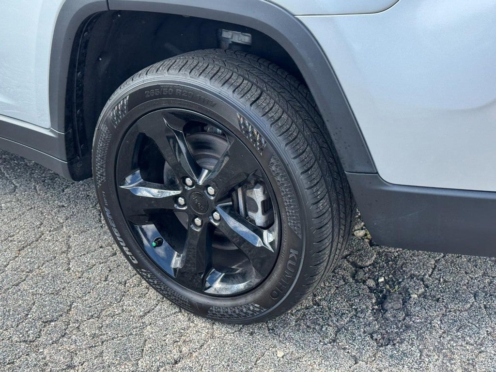 2023 Jeep Grand Cherokee L Altitude 4x4