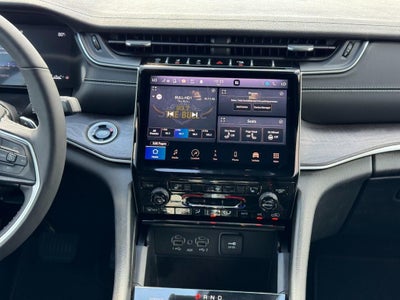 2025 Jeep Grand Cherokee L Limited 4x4