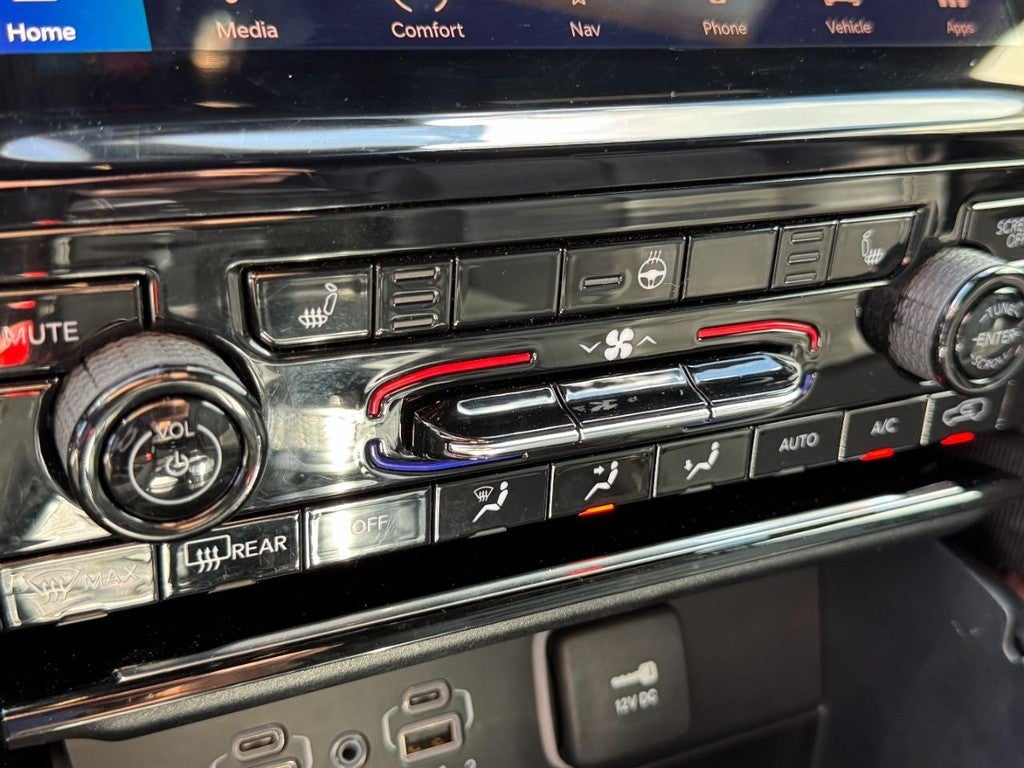 2025 Jeep Grand Cherokee L Limited 4x4