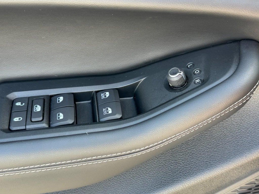 2025 Jeep Grand Cherokee L Limited 4x4