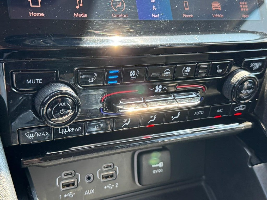 2023 Jeep Grand Cherokee L Limited 4x4