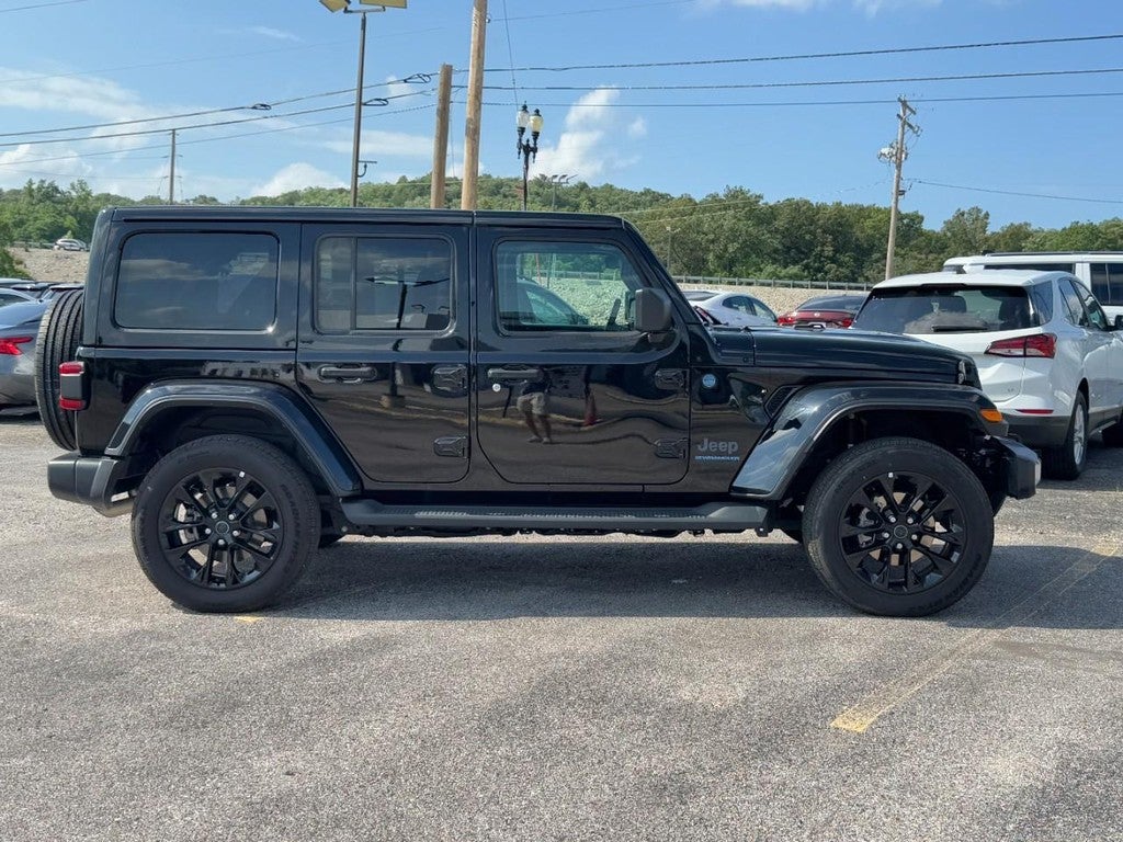 2025 Jeep Wrangler 4xe Sahara 4x4