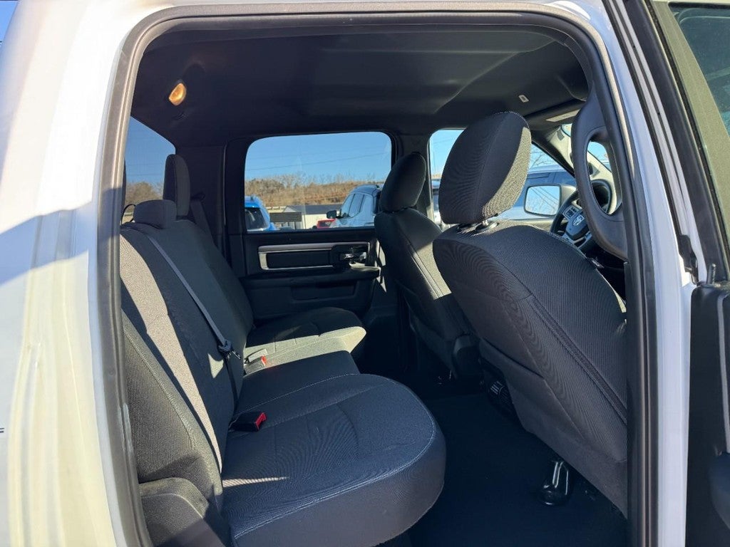 2024 RAM 1500 Classic Warlock 4x4 Crew Cab 5'7" Box