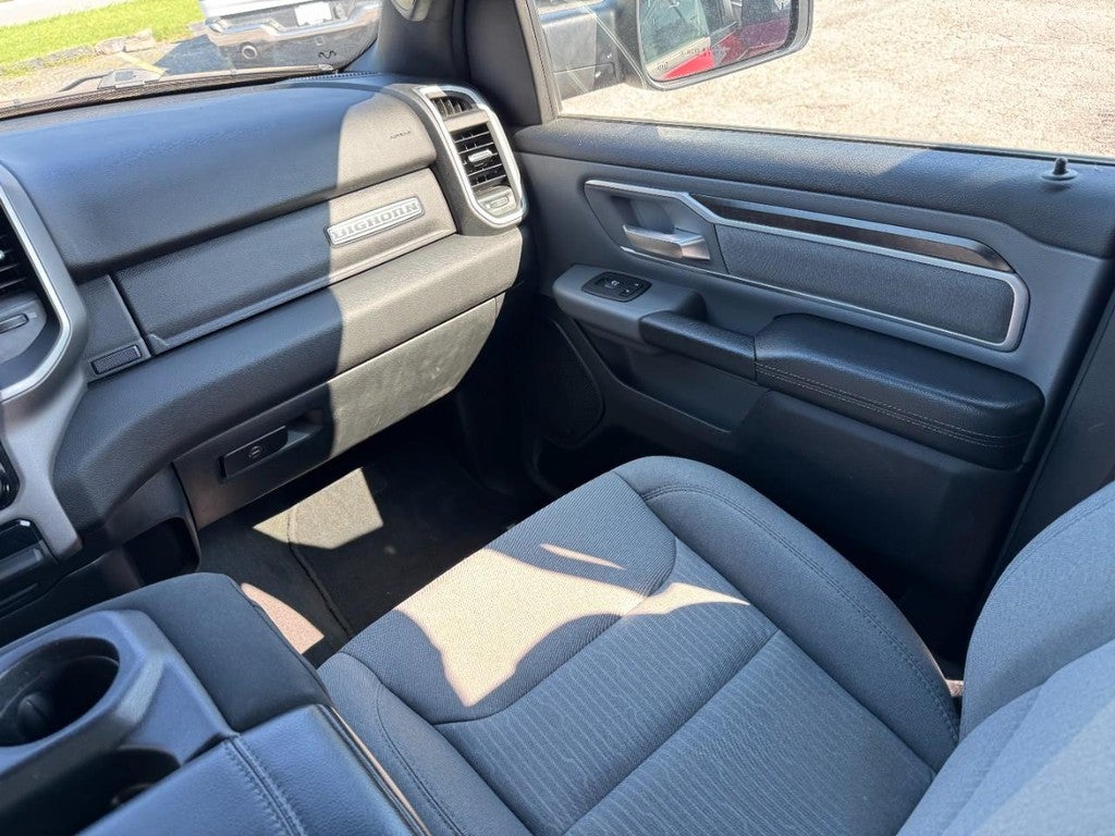 2022 RAM 1500 Big Horn 4x4 Crew Cab 5'7" Box