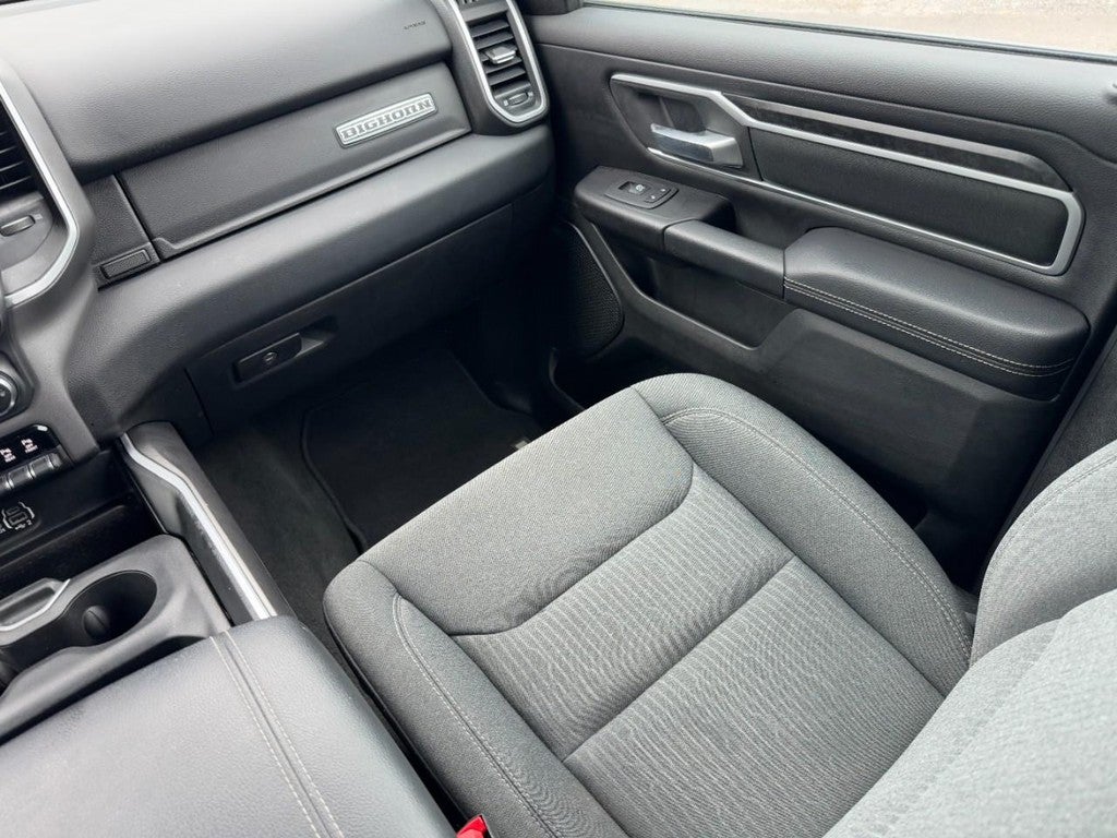 2023 RAM 1500 Big Horn 4x4 Crew Cab 5'7" Box