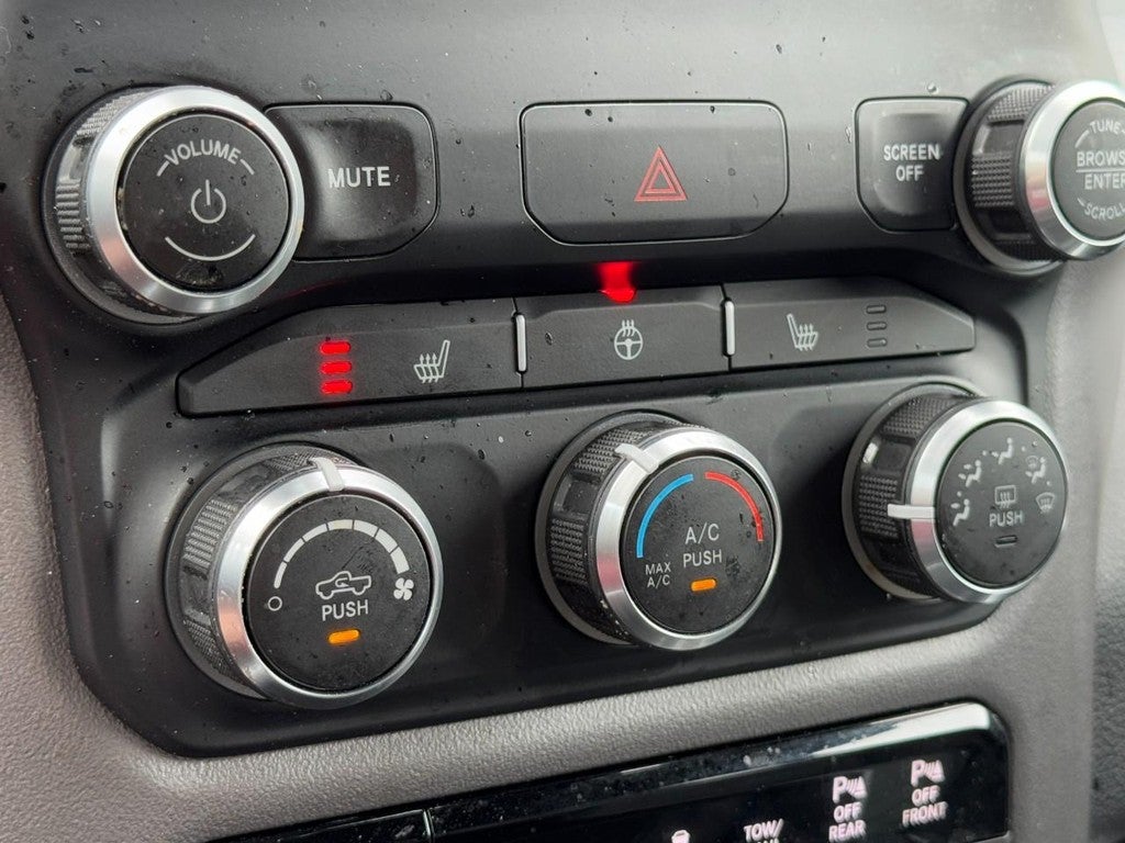 2023 RAM 1500 Big Horn 4x4 Crew Cab 5'7" Box