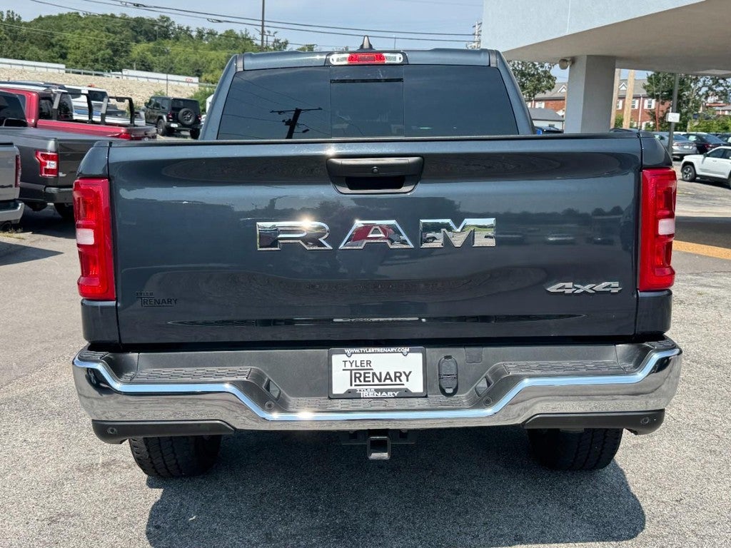 2025 RAM 1500 Tradesman 4x4 Crew Cab 5'7" Box