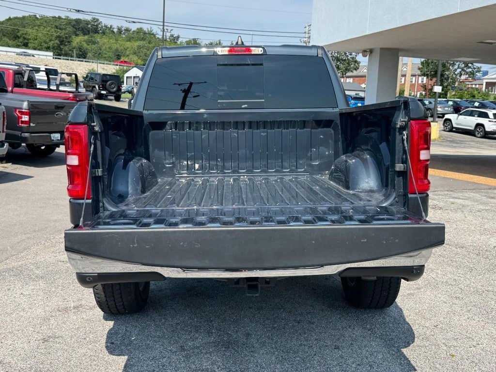 2025 RAM 1500 Tradesman 4x4 Crew Cab 5'7" Box