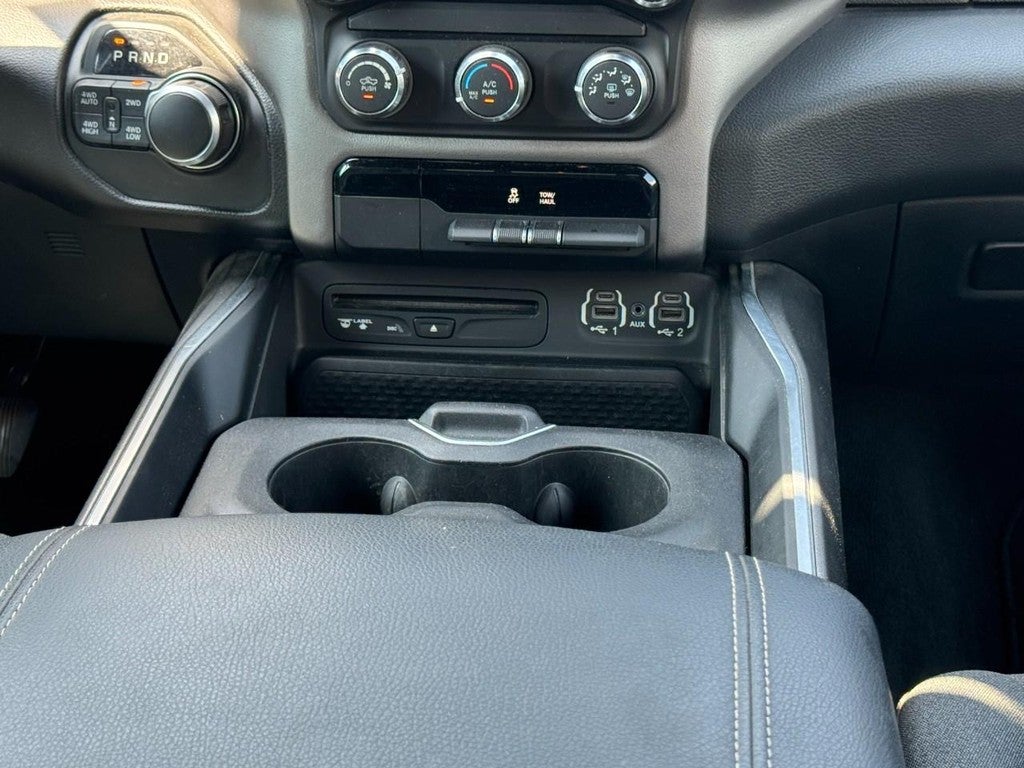 2019 RAM 1500 Big Horn/Lone Star 4x4 Crew Cab 5'7" Box