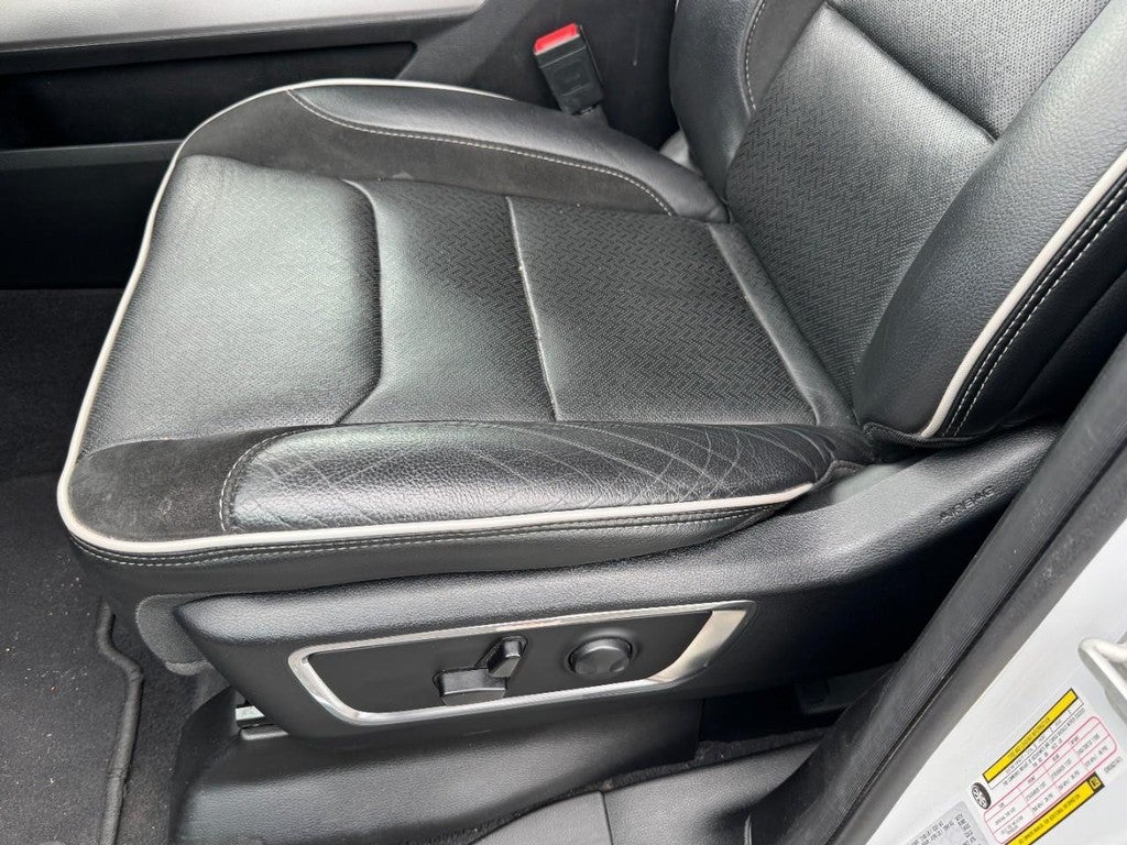2025 RAM 1500 Laramie 4x4 Crew Cab 5'7" Box