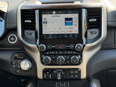 2022 RAM 1500 Laramie 4x4 Crew Cab 5'7" Box