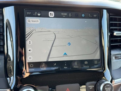 2022 RAM 1500 Laramie 4x4 Crew Cab 5'7" Box