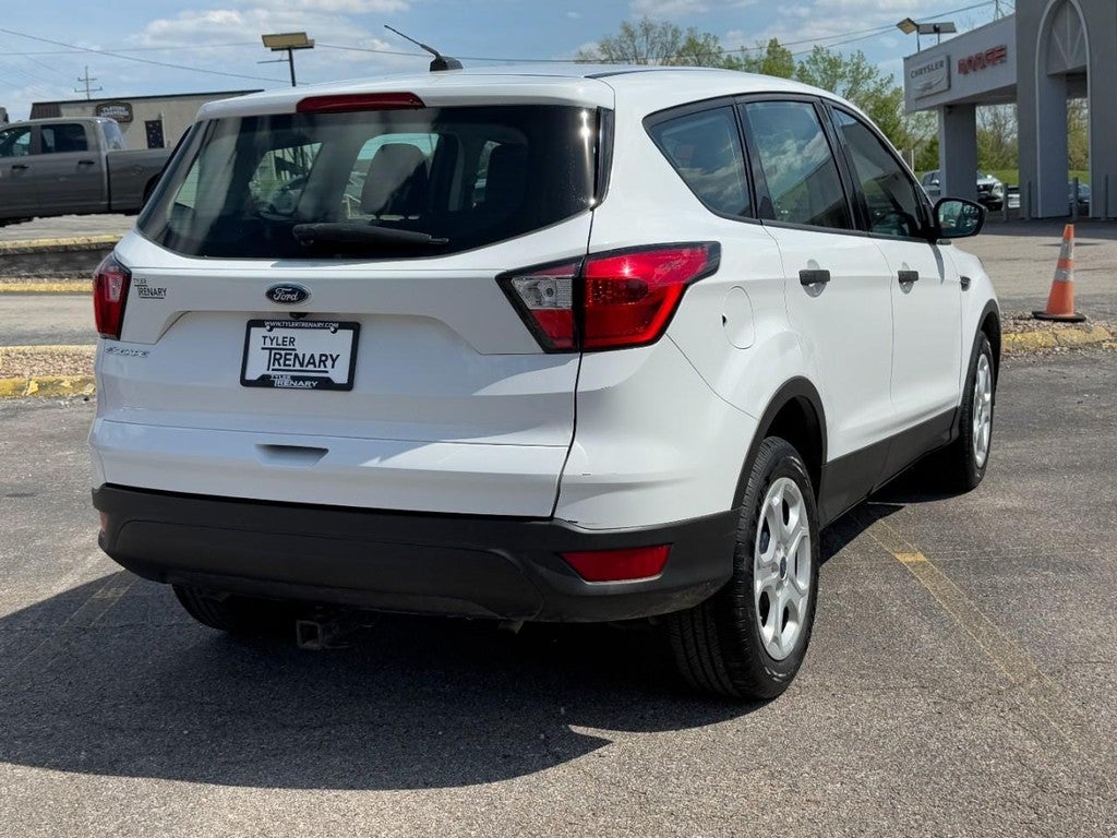 2019 Ford Escape S FWD