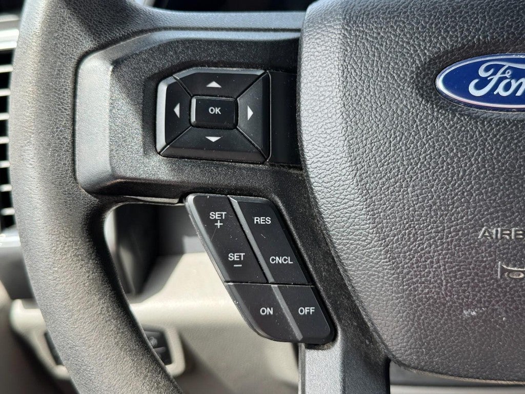 2017 Ford F-150 4WD SuperCrew Box
