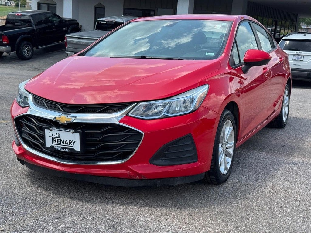 2019 Chevrolet Cruze 4dr Sdn LS