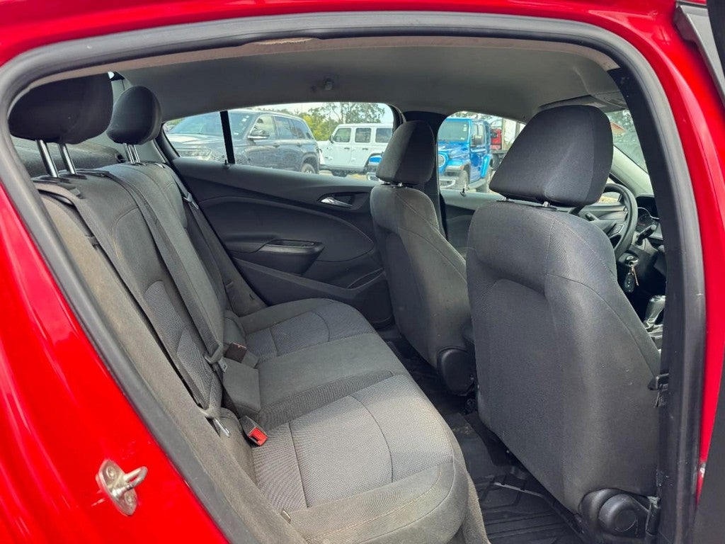 2019 Chevrolet Cruze 4dr Sdn LS