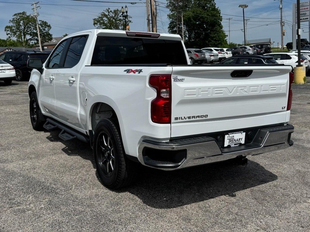 2022 Chevrolet Silverado 1500 4WD Crew Cab 147" LT w/1LT