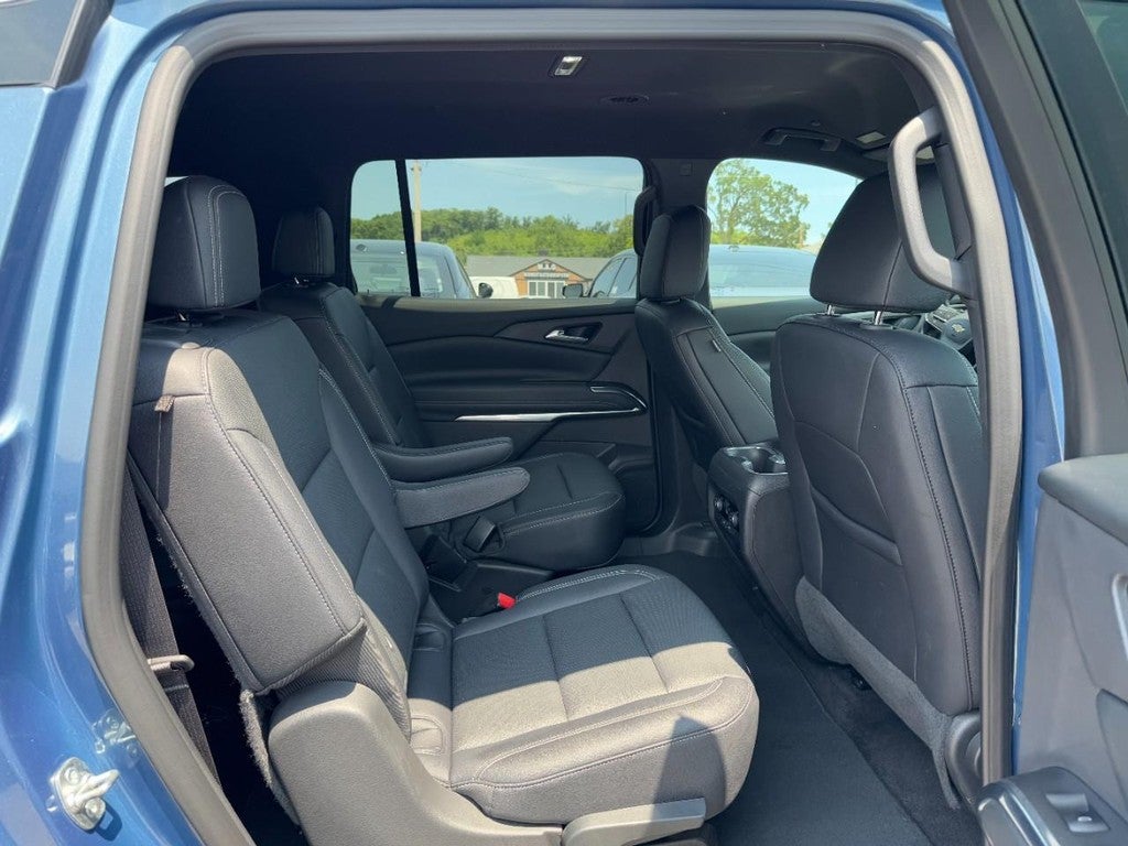 2025 Chevrolet Traverse AWD 4dr LT w/2LT