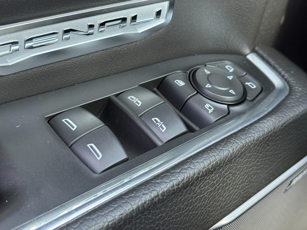 2024 GMC Sierra 1500 4WD Crew Cab 147" Denali