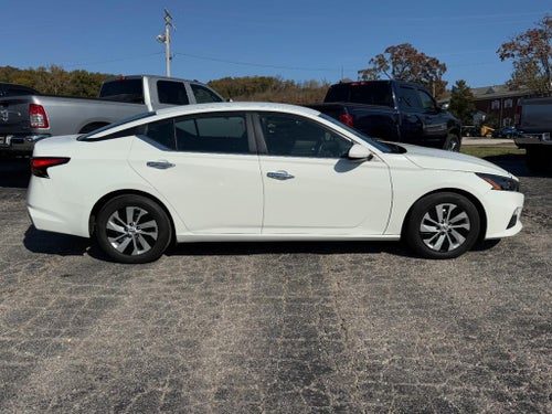 2022 Nissan Altima 2.5 S Sedan