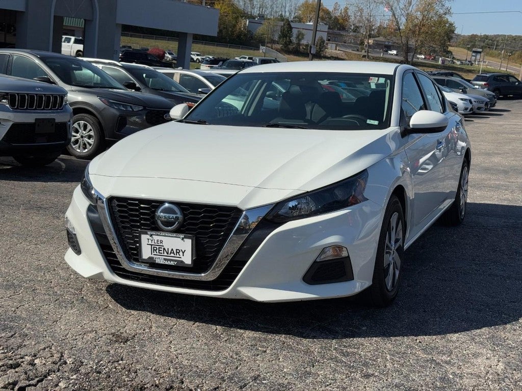 2022 Nissan Altima 2.5 S Sedan