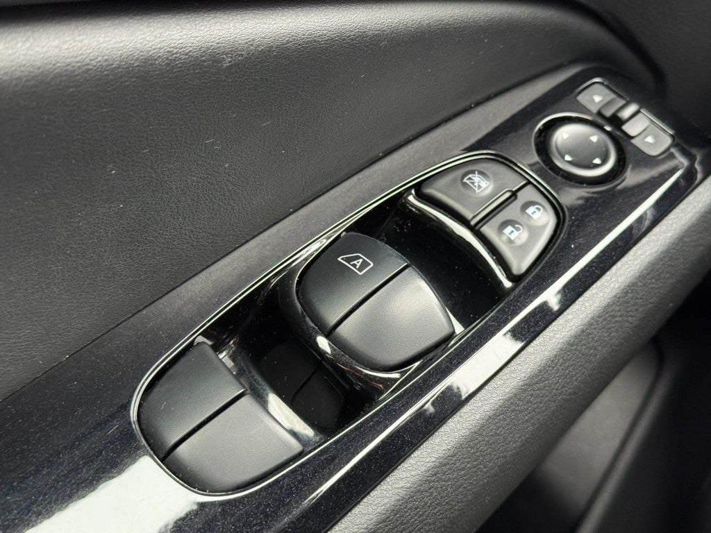 2024 Nissan Altima 2.5 SR Sedan