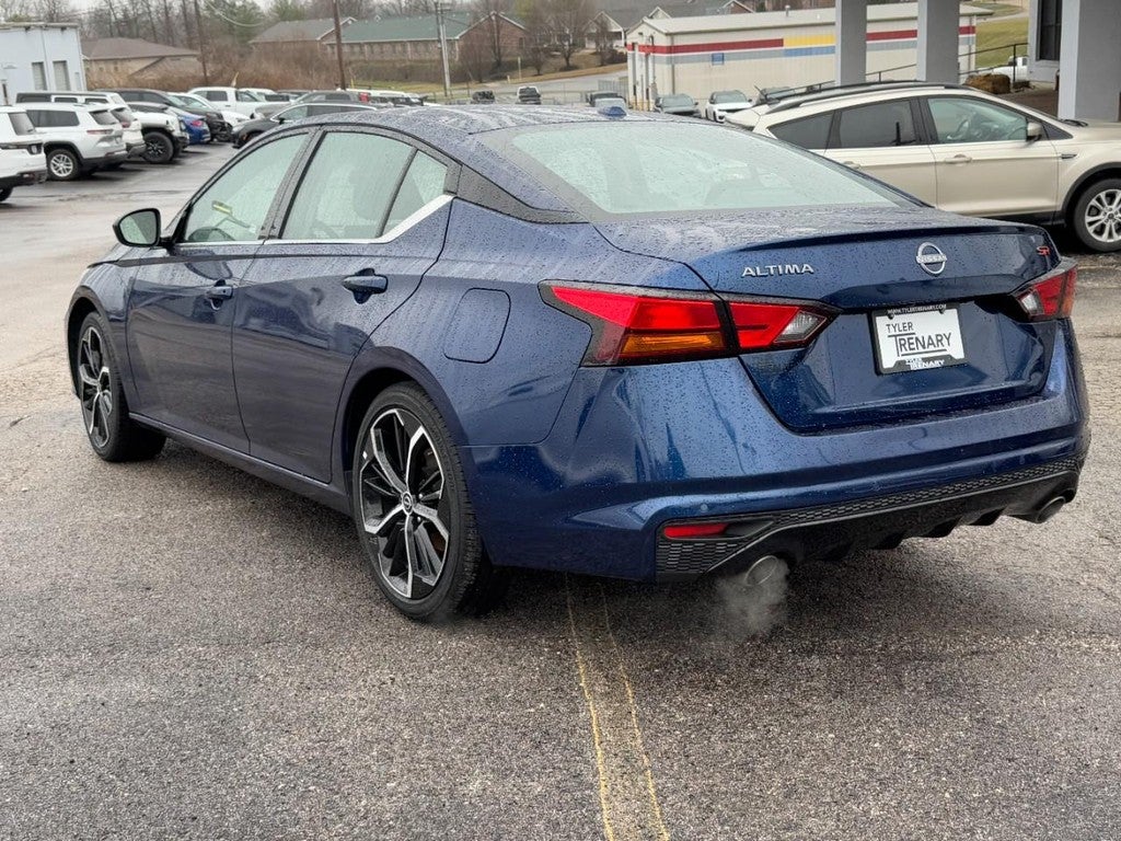 2023 Nissan Altima 2.5 SR Sedan