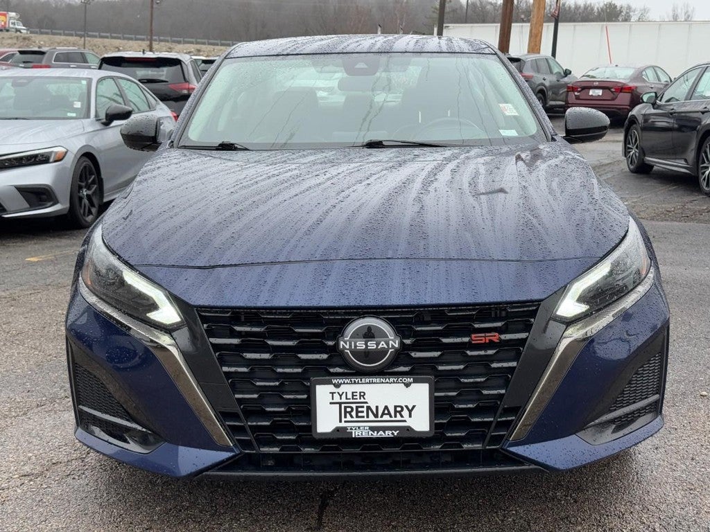 2023 Nissan Altima 2.5 SR Sedan