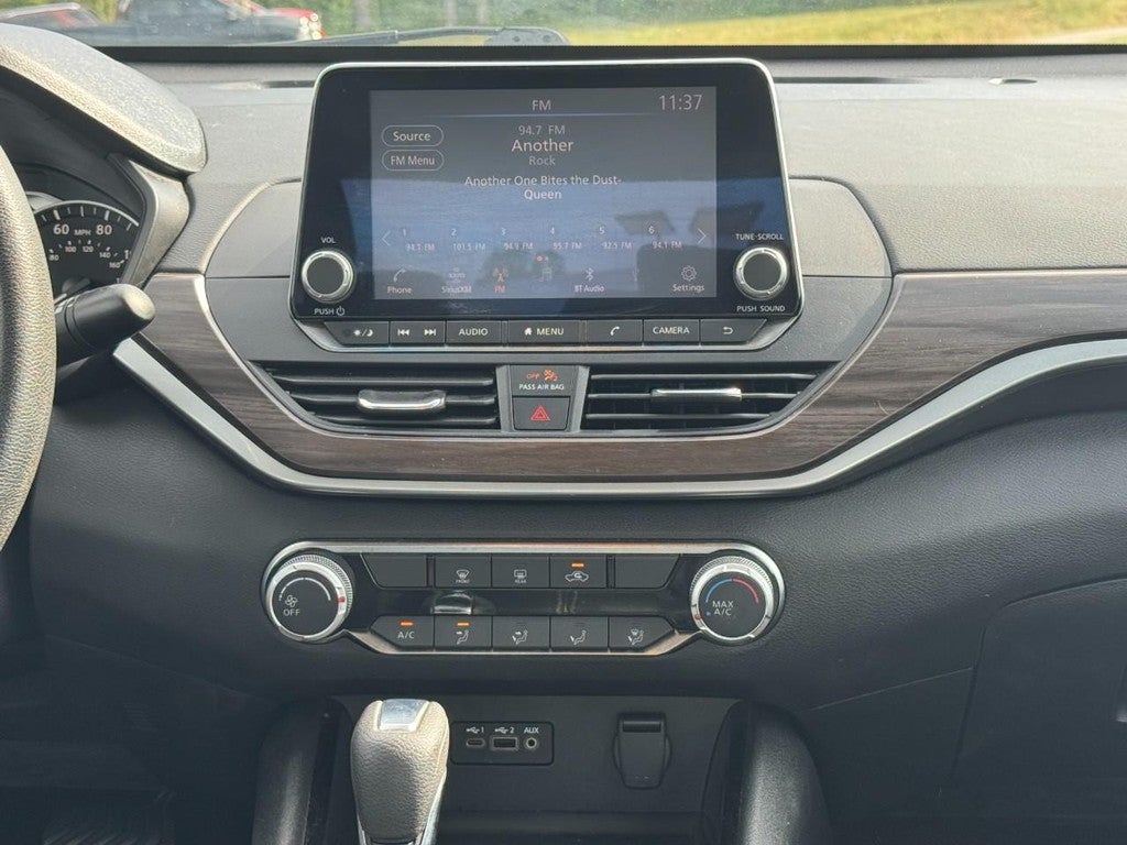2024 Nissan Altima 2.5 SV Sedan