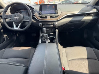 2023 Nissan Altima 2.5 SV Sedan