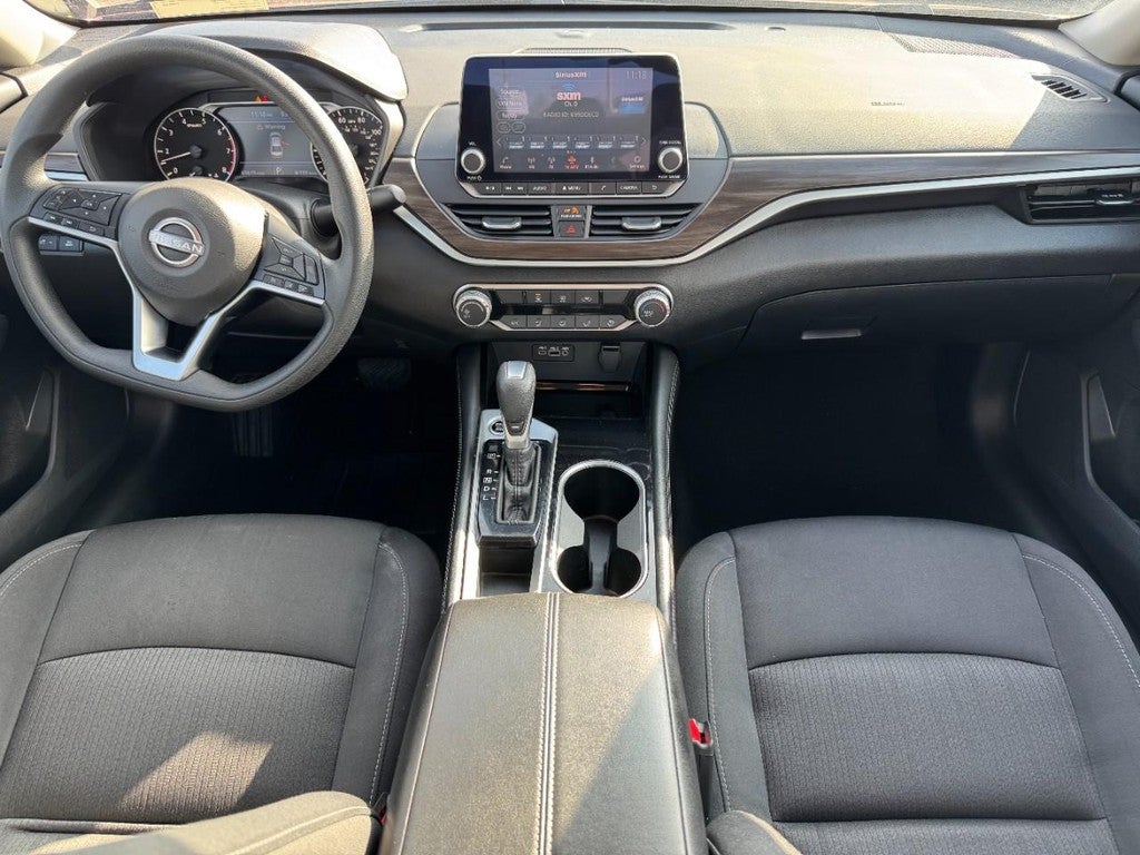 2023 Nissan Altima 2.5 SV Sedan